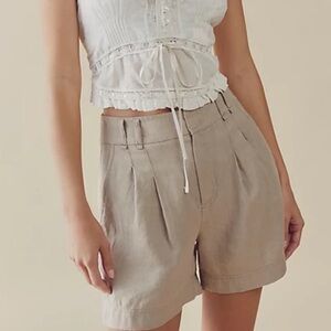 Free People Chelsea Linen Shorts Sand Color Size 6